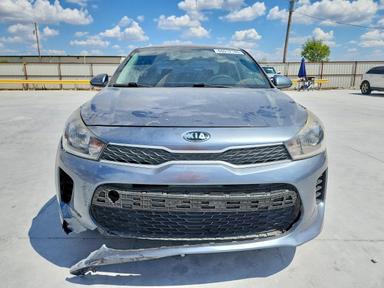 Vue de 2019 KIA RIO S, angle 5
