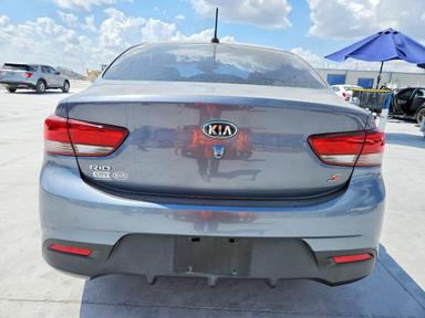 Vue de 2019 KIA RIO S, angle 6