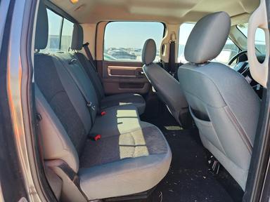 منظر 2014 RAM 1500 SLT، زاوية 10
