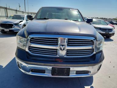 منظر 2014 RAM 1500 SLT، زاوية 5