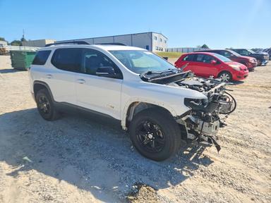 Vedere 2020 GMC ACADIA AT4, unghi 4