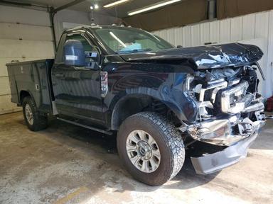 Vista de 2020 FORD F250, ángulo 4
