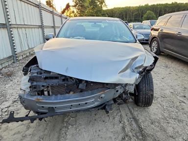 Вид 2010 MAZDA 3 I, угол 5