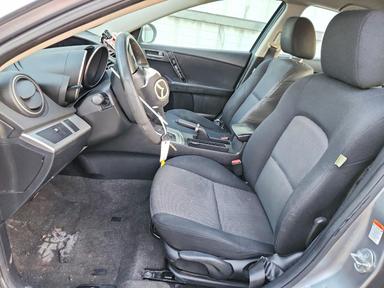 Вид 2010 MAZDA 3 I, угол 7