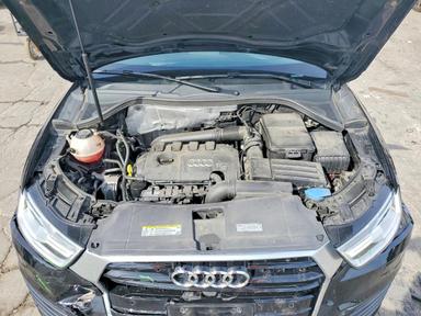 Вид 2018 AUDI Q3 PREMIUM, угол 12