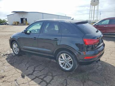 Вид 2018 AUDI Q3 PREMIUM, угол 2