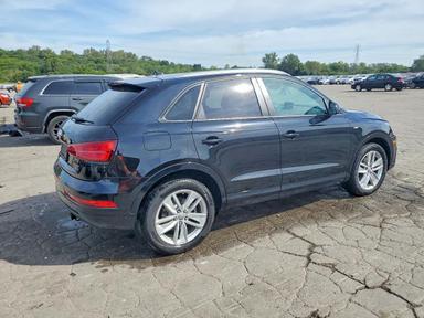 Вид 2018 AUDI Q3 PREMIUM, угол 3