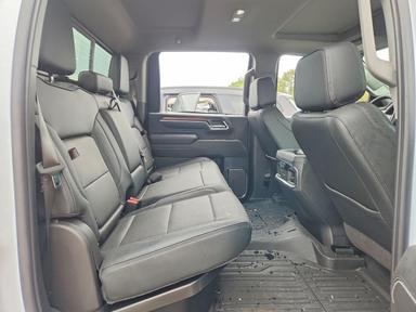 منظر 2026 GMC SIERRA K3500 DENALI، زاوية 10