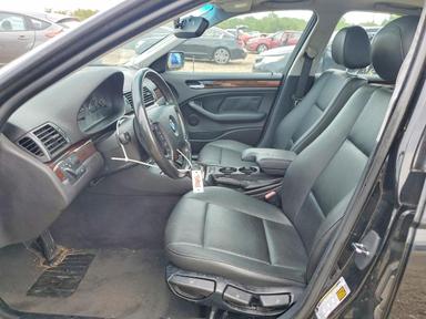 Vue de 2005 BMW 325 I, angle 7