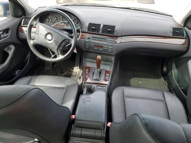 Vue de 2005 BMW 325 I, angle 8