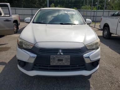 Вид 2016 MITSUBISHI OUTLANDER SPORT ES, угол 5
