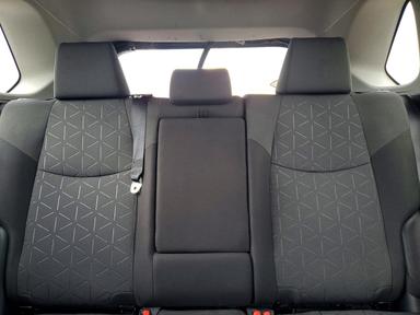 Vue de 2020 TOYOTA RAV4 XLE, angle 10