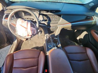 2023 CADILLAC XT5 PREMIUM LUXURY view, angle 8