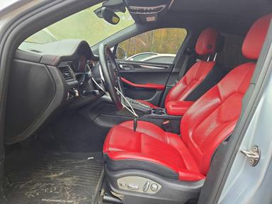 Vista de 2017 PORSCHE MACAN S, ángulo 7