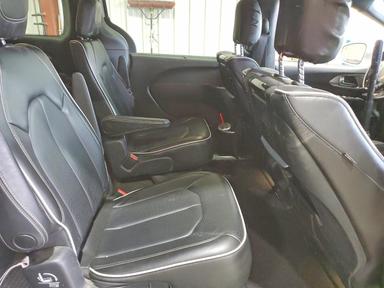 Вид 2019 CHRYSLER PACIFICA LIMITED, угол 11