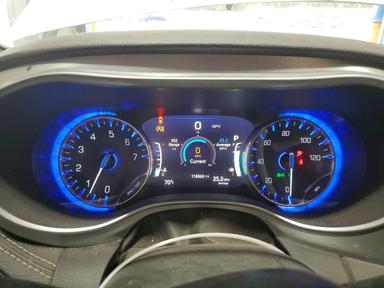 Вид 2019 CHRYSLER PACIFICA LIMITED, угол 9