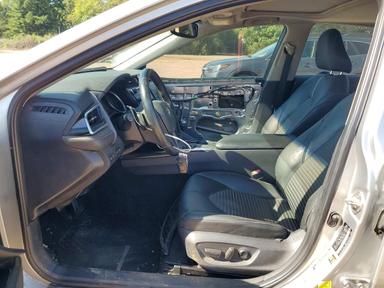 Вид 2018 TOYOTA CAMRY SE, угол 7