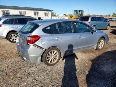 Vista de 2014 SUBARU IMPREZA PREMIUM, ángulo 3