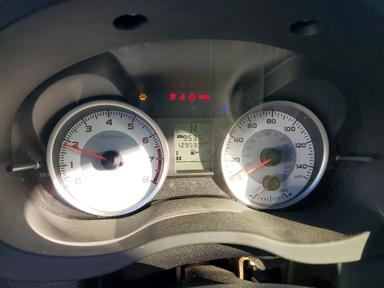 Vista de 2014 SUBARU IMPREZA PREMIUM, ángulo 9