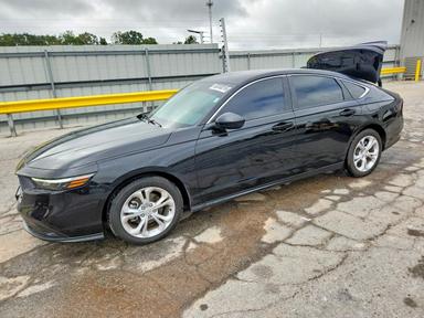 Вид 2025 HONDA ACCORD LX, угол 1