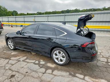 Вид 2025 HONDA ACCORD LX, угол 2