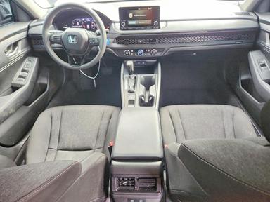Вид 2025 HONDA ACCORD LX, угол 8