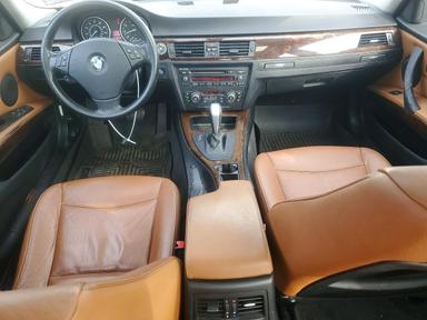 Vue de 2011 BMW 328 XI SULEV, angle 8