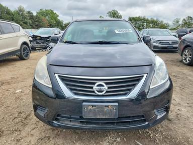 Vedere 2013 NISSAN VERSA 1.6 S, unghi 5