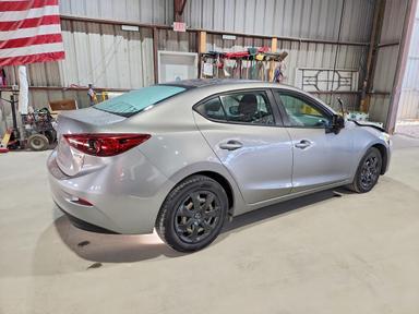Vedere 2016 MAZDA 3 SPORT, unghi 3
