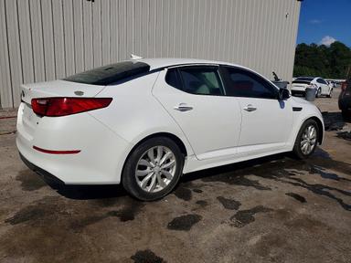Vedere 2015 KIA OPTIMA LX, unghi 3