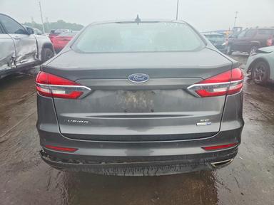 Vista de 2020 FORD FUSION SE, ángulo 6
