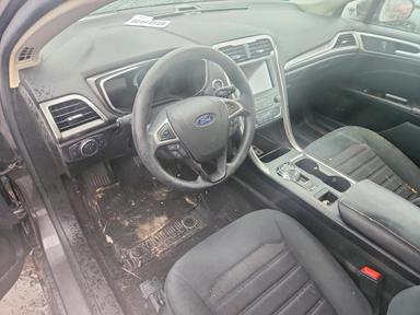 Vista de 2020 FORD FUSION SE, ángulo 8