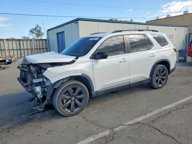 منظر 2024 HONDA PILOT SPORT، زاوية 1