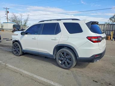 منظر 2024 HONDA PILOT SPORT، زاوية 2