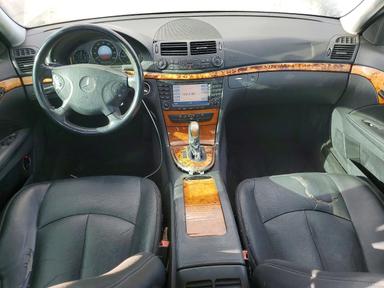Вид 2006 MERCEDES-BENZ E 350, угол 8