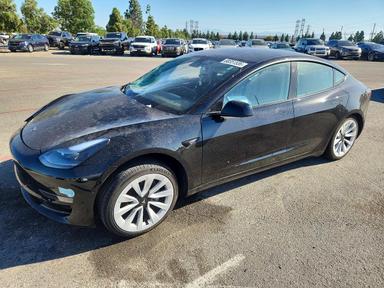Vista de 2021 TESLA MODEL 3, ángulo 1
