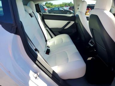 Вид 2020 TESLA MODEL 3, угол 10