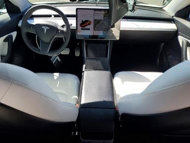 Вид 2020 TESLA MODEL 3, угол 8