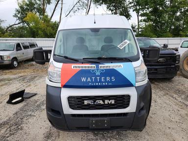 Вид 2019 RAM PROMASTER, угол 5
