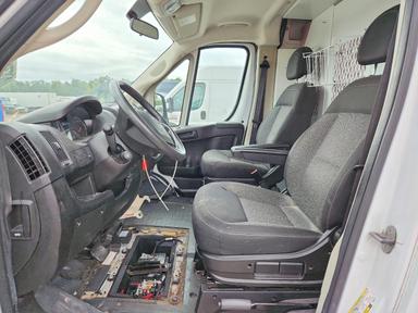 Вид 2019 RAM PROMASTER, угол 7