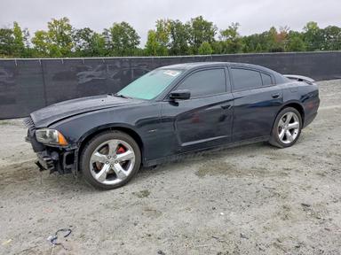 منظر 2014 DODGE CHARGER R/T، زاوية 1