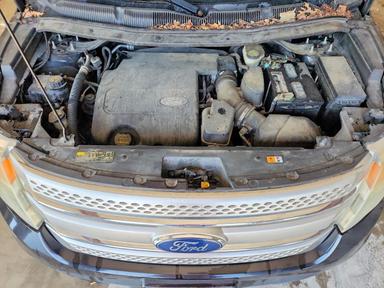 منظر 2011 FORD EXPLORER XLT، زاوية 11