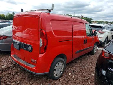 Vista de 2021 RAM PROMASTER CITY SLT, ángulo 3