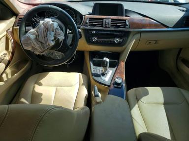 Vue de 2014 BMW 328 I, angle 8