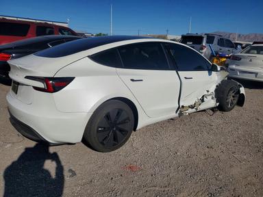 Vue de 2025 TESLA MODEL 3, angle 3