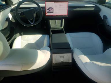 Vue de 2025 TESLA MODEL 3, angle 8