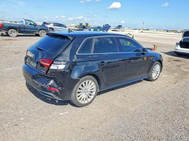 منظر 2017 AUDI A3 E-TRON PREMIUM PLUS، زاوية 3