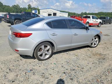 منظر 2015 ACURA ILX 20، زاوية 3