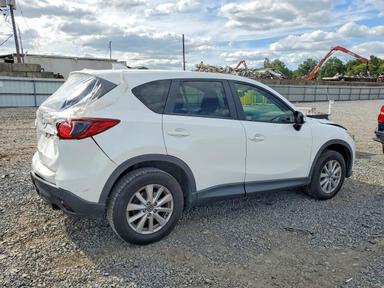 Vedere 2015 MAZDA CX-5 TOURING, unghi 3