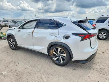 منظر 2020 LEXUS NX 300، زاوية 2